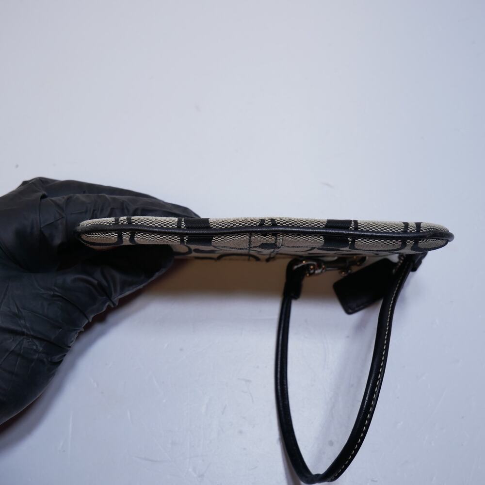 COACH VINTAGE SIGNATURE SMALL ACCESSORY POUCH ZIP WRISTLET CANVAS BLACK GREY - Picture 4 of 10
